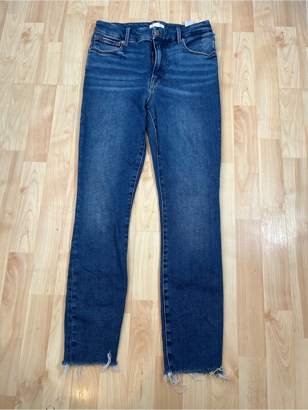 Good American Womens Medium Wash Skinny Raw Hem Denim Size 4/27